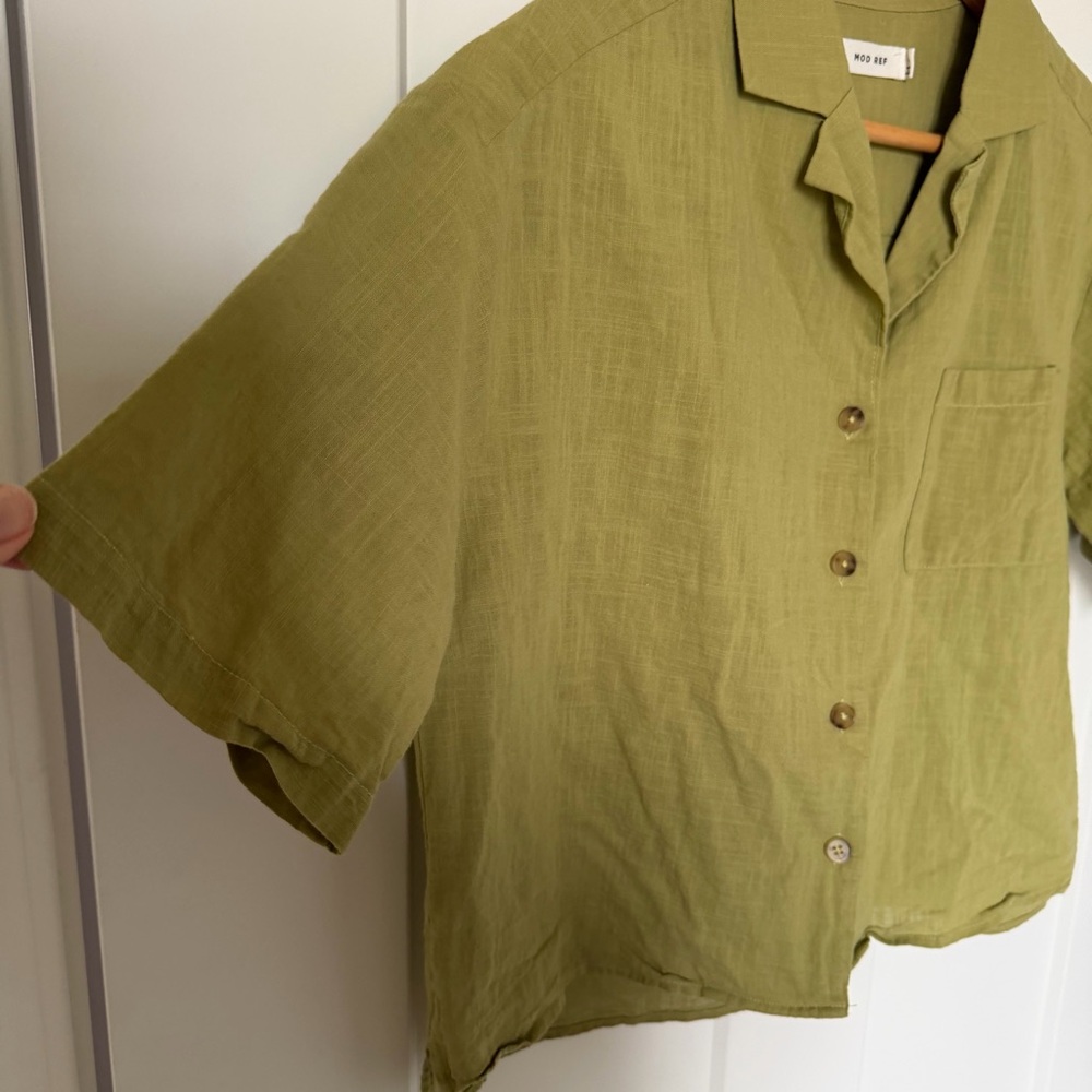 Mod Ref Green Cropped Button Down Shirt Medium Co… - image 5